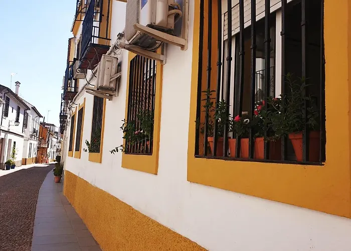 Apto. Planta Baja Y Cochera Barrio San Basilio