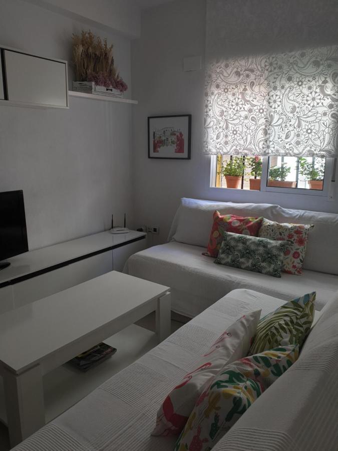 Apto. Planta Baja Y Cochera Barrio San Basilio Apartament Kordoba